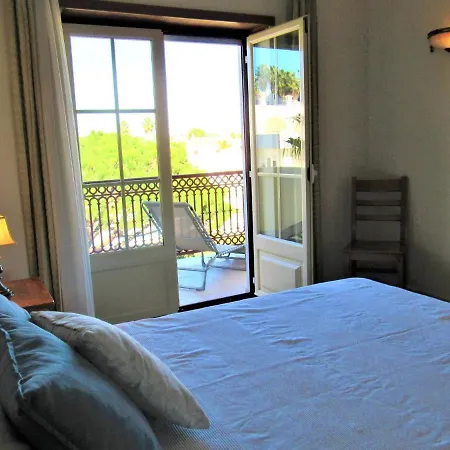 Central 2 Rooms, Wifi, Pool Lejlighed *
